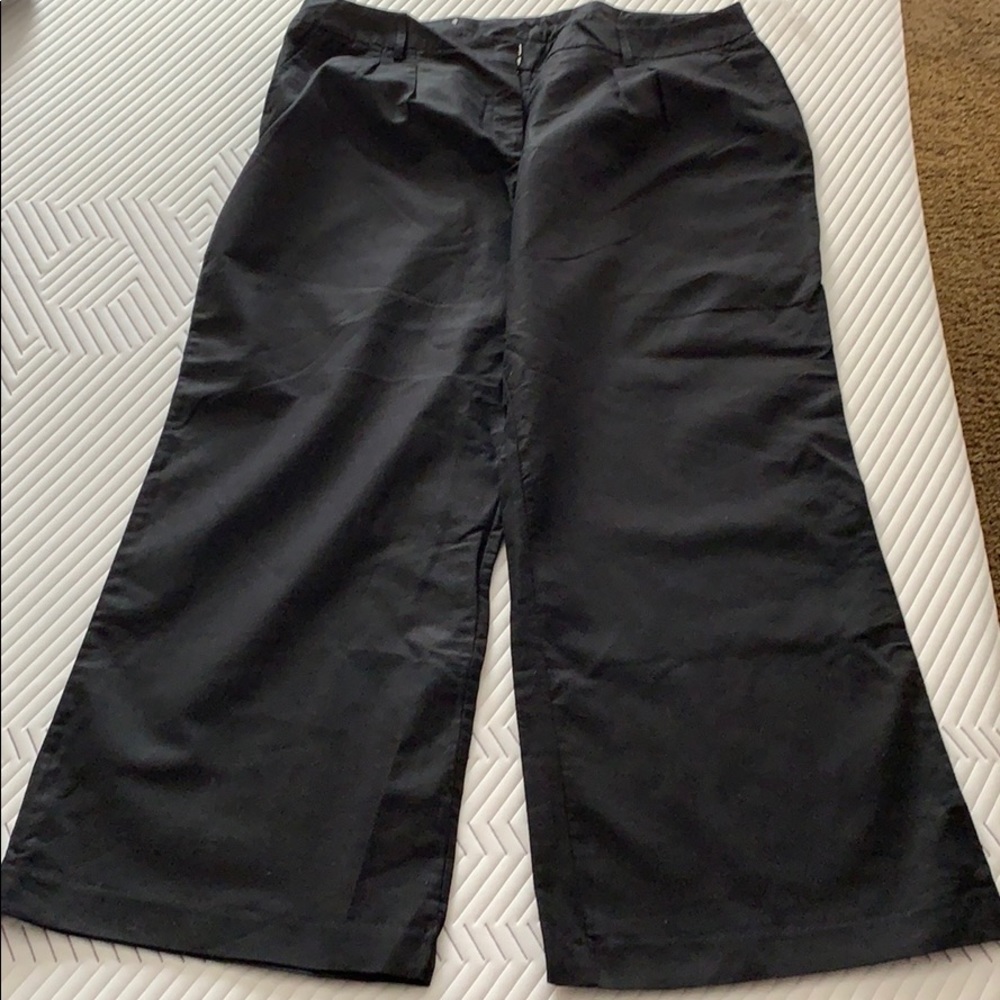 Never worn— new- black pants plus size